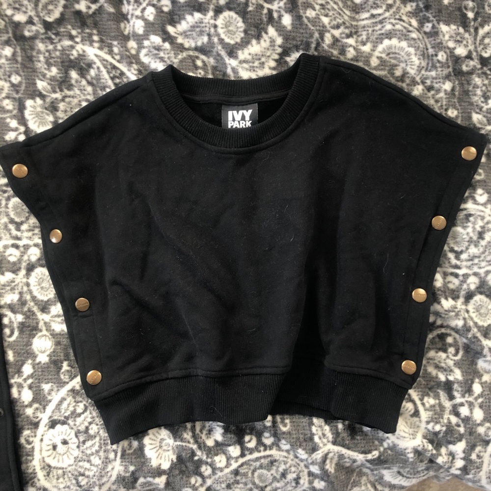 IVY PARK Black Snapoff Cropped Sweater